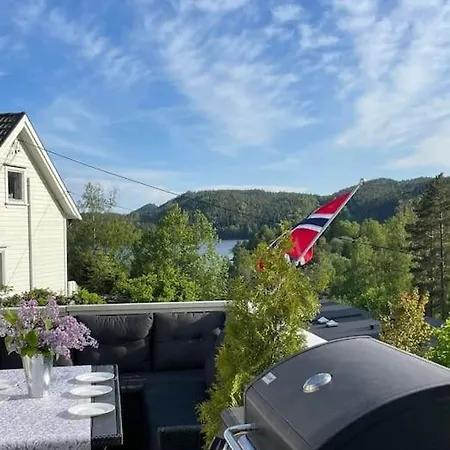 Hytte Sorlandet Med Spa Holiday home Froland Verk